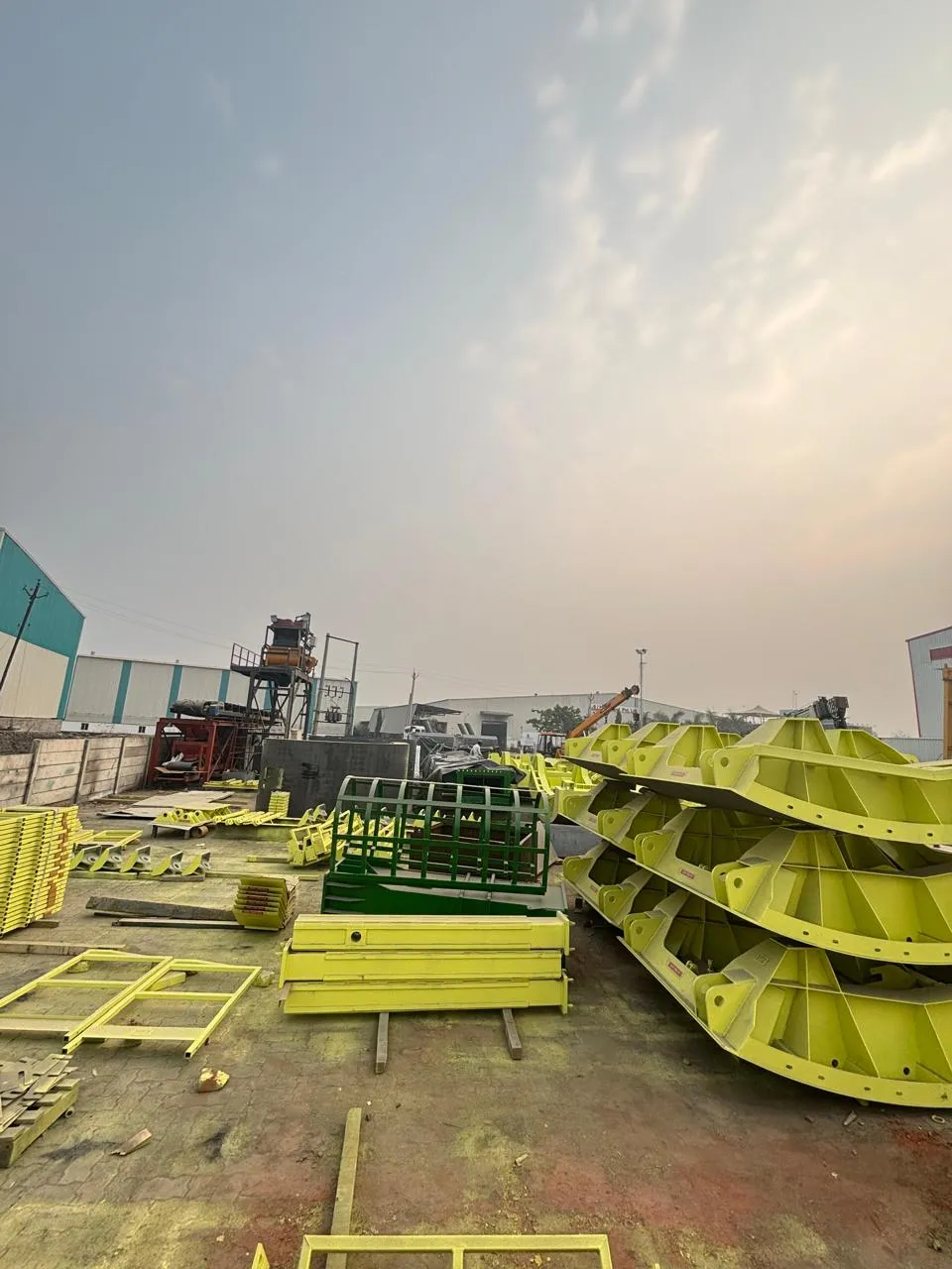 Maintenance galleries, metal fences, seismic stoppers, drainage spouts, Shinso piles, evacuation barriers