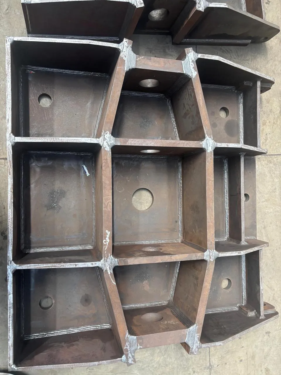 Pylon anchor boxes for the Missing Link cable-stayed bridge
